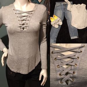 Super Soft & Bouncy Lace up long sleeve